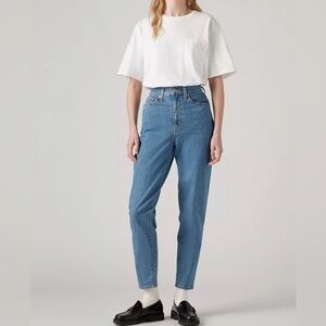 LEVI’S High Waisted Taper Leg Stretch Mom Jeans Women’s Size 30